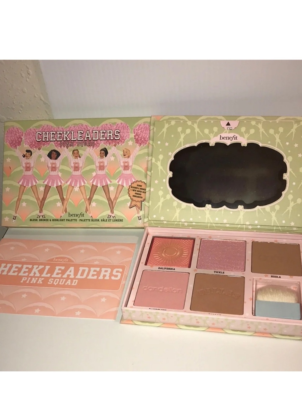 Benefit Cheekleaders Pink Squad Blush & Bronzer Palette - Pink